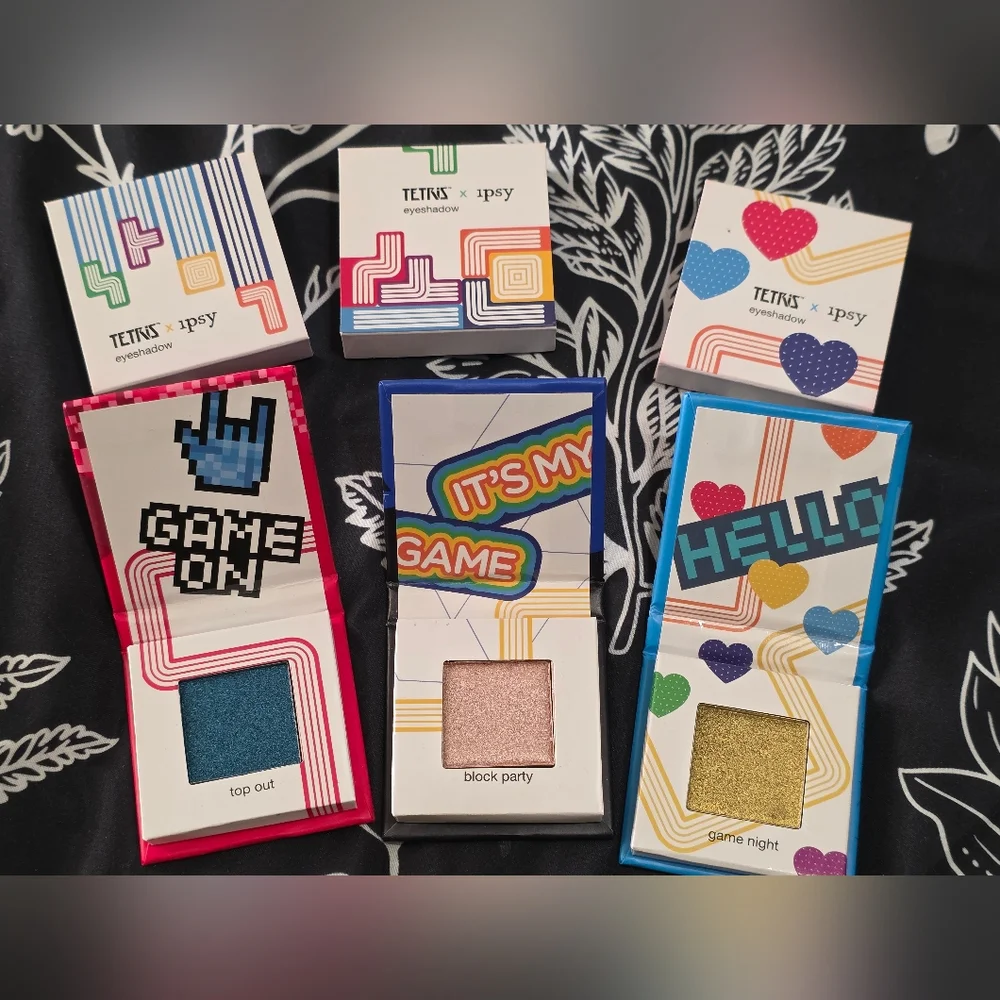 Tetris x Ipsy Eyeshadow SET